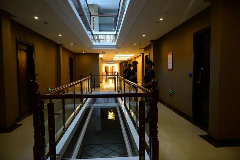 Lingyue Hotel - Image 1