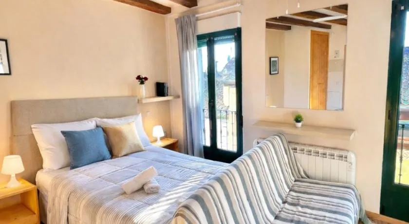 Apartamento en Plaza Mayor de Segovia - Image 1