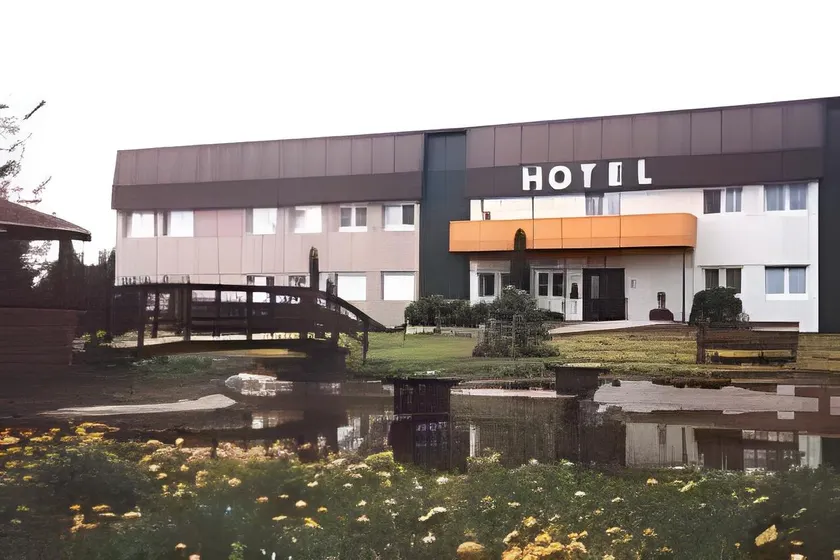 Hotel am Lärchenberg - Image 1