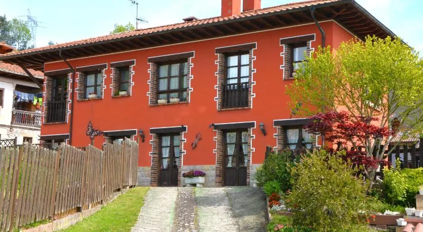 Apartamentos Rurales Piedrafita - Image 1