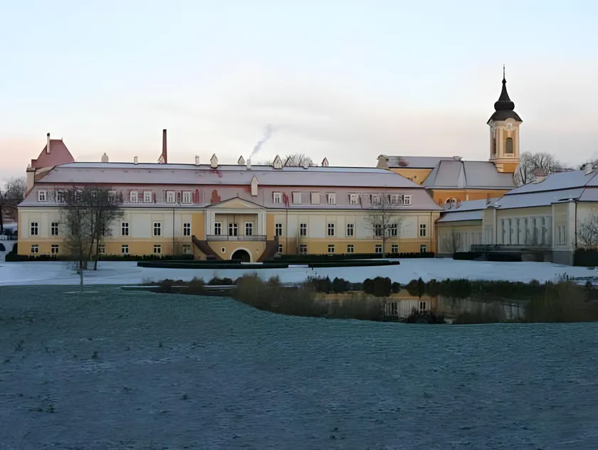 Hotel Château Bela - Image 1