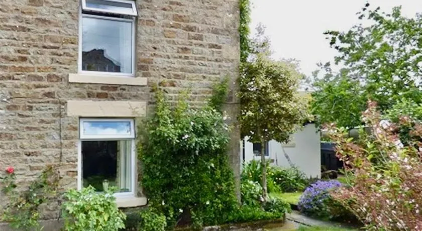 Mayfield Cottage - Image 1