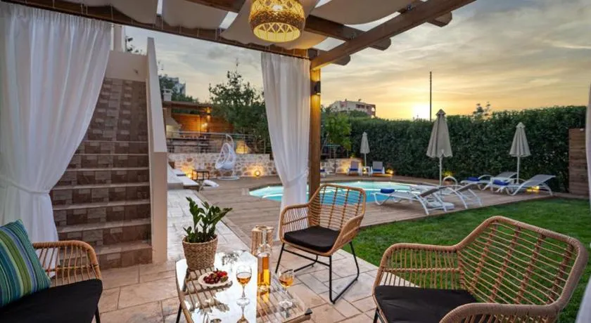 Apartamento totalmente equipado con jardín, terraza y piscina privada | Vistas a la piscina | Admite perro - Image 1
