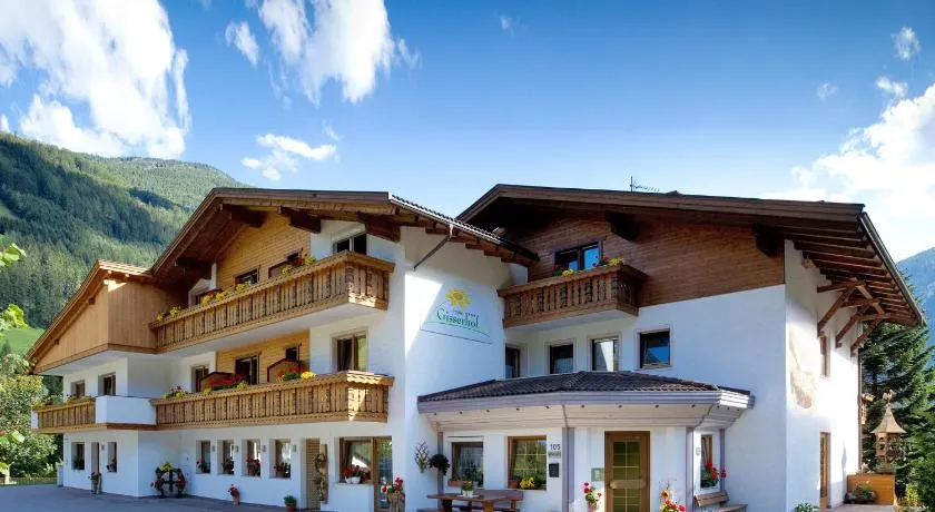 Hotel Gisserhof - Image 1