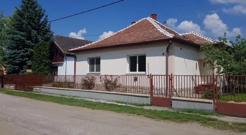 Czinege Vendégház - Kis ház - Image 1