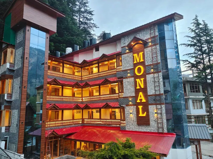 Hotel Monal - Image 1