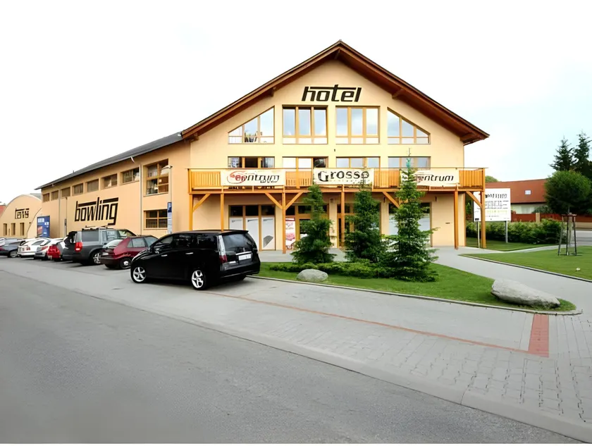 Hotel S-centrum - Image 1