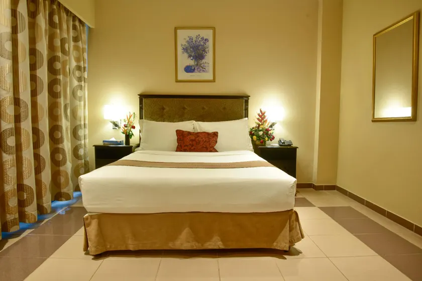 Harbour View Suites - Image 1