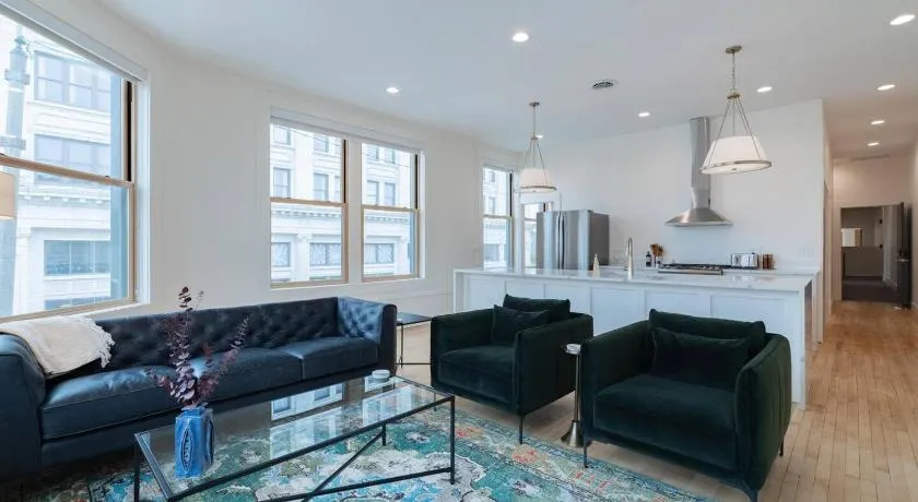 Condo C - Gallery Suites Downtown Marion - Image 1