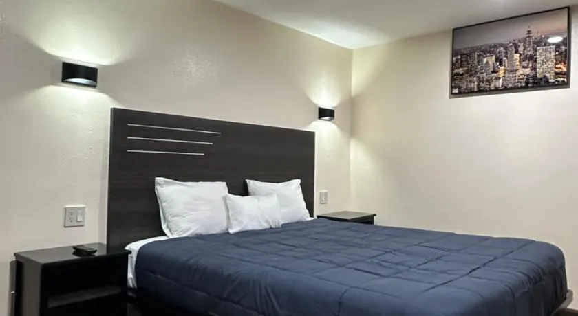 Del Aire Inn LAX - Image 1