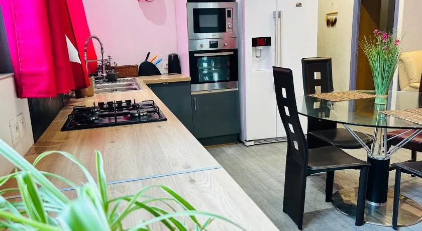 Perpignan , à deux pas du Castillet , Appart T3 ,75m2 à 10min de plages - Image 1