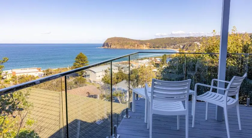 Copa TreeTops - Romance Elevated Escape to the Treetops Above Copacabana Beach - Image 1