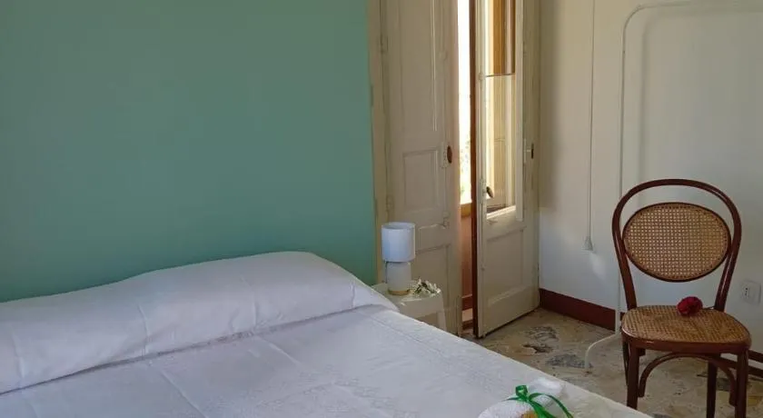 Nino's House - Image 1