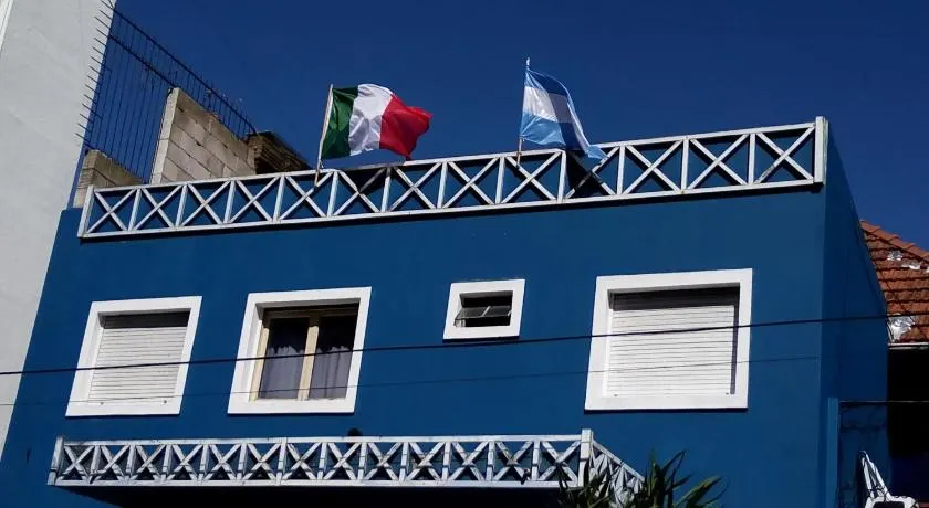 Abra Marina Hotel - Image 1