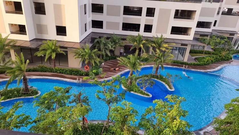 Lovely Luxury Apartment 2 - Image 1