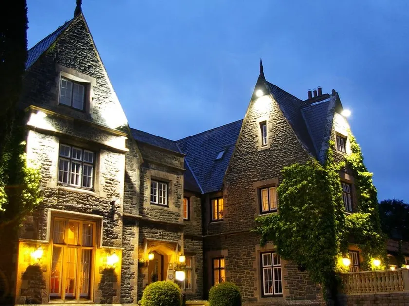 Maenan Abbey Hotel - Image 1