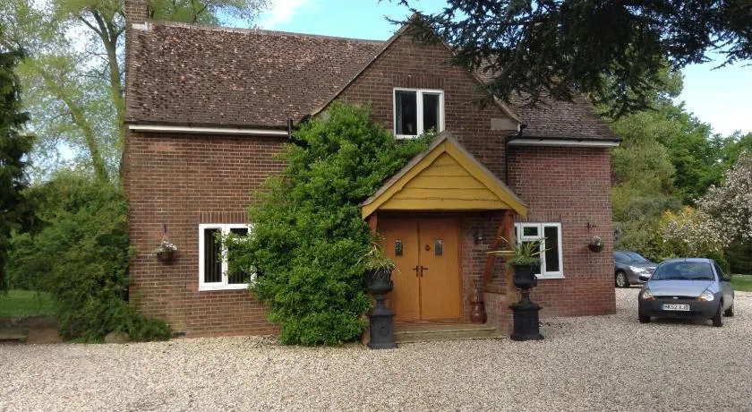 B&B Dorwyn Manor - Image 1