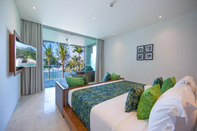 Luxury 1 BR Junior Suite Ocean View #Z43 - Image 1