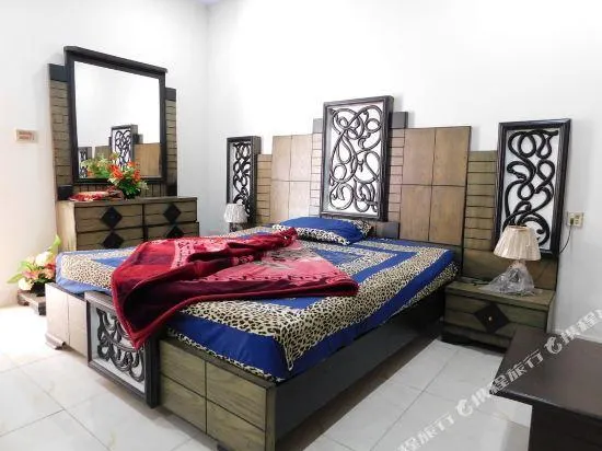 Pine View Hotel & Restaurant Balakot - Image 1