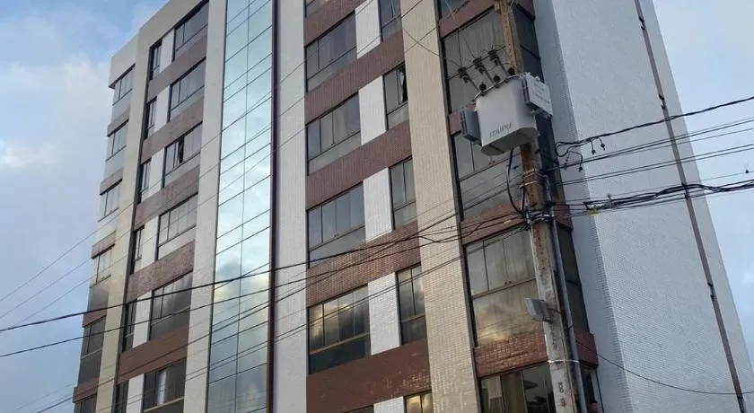Excelente Ap Mobiliado (Ótima Localização) - Com Ar - Image 1