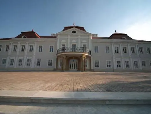 Art Hotel Kaštieľ - Image 1