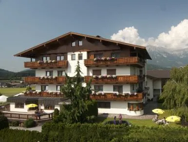 Aparthotel Bergland - Image 1