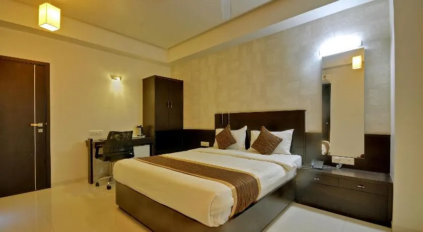 Hotel Magnum Inn - Image 1