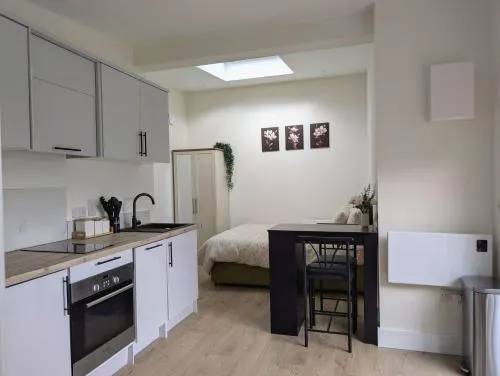 Foothills Haven - Private Garden Apartment near Luas & Trails - Image 1