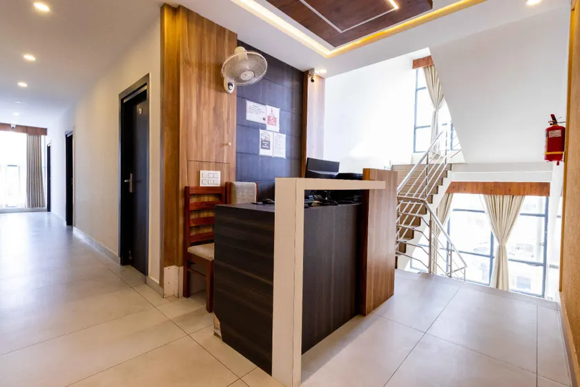 HOTEL ABOOZ - Image 1