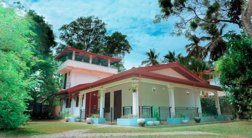 Emeral Peak Guest House - Image 1