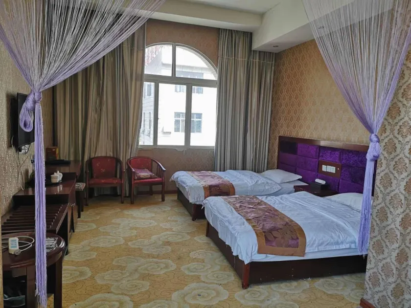 Fudu Hotel - Image 1