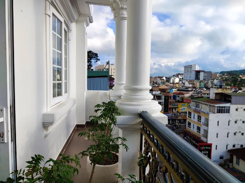 New Hampton Suits-Tam Xuan Centre Hotel - Image 1