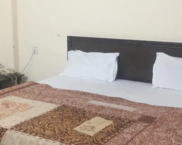 Hotel O City Inn - Image 1