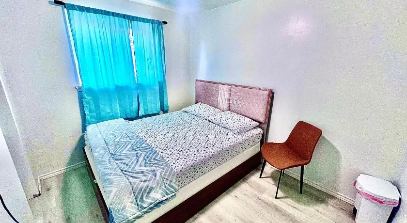 D3 Room Near Airport - Image 1