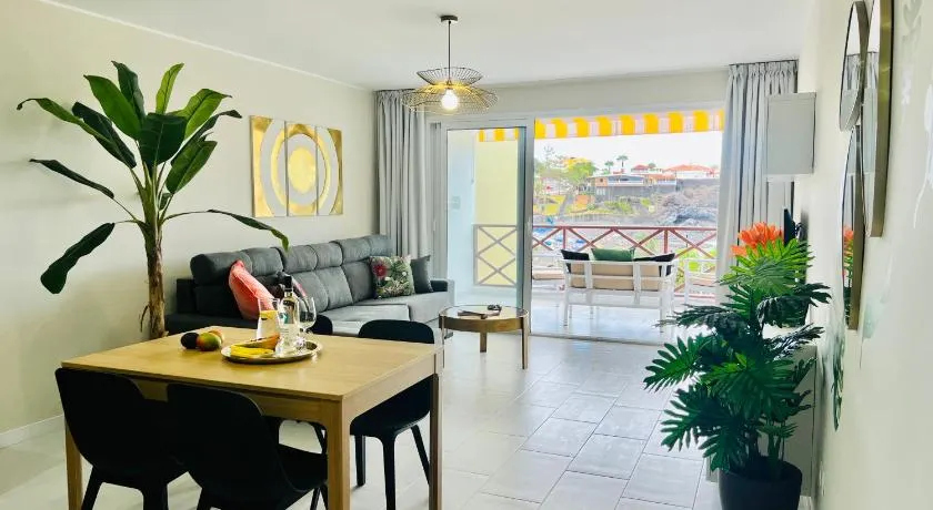 Playa La Arena Apartment with Ocean View - Image 1