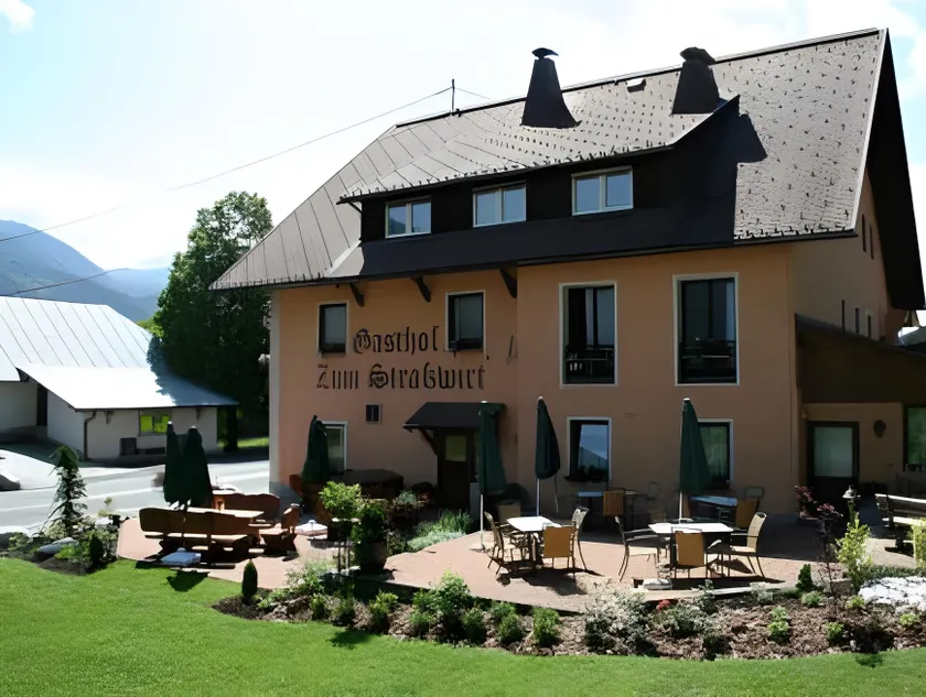 Hotel-Gasthof Strasswirt - Image 1