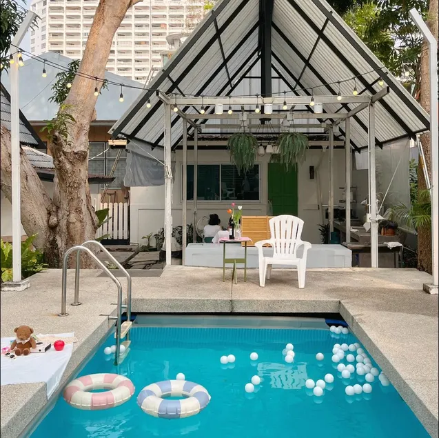BanRubLom Farmhouse, Rayong, Private Swimming Pool - Image 1