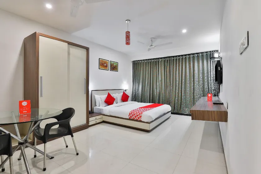 MB Service Apartment - Image 1
