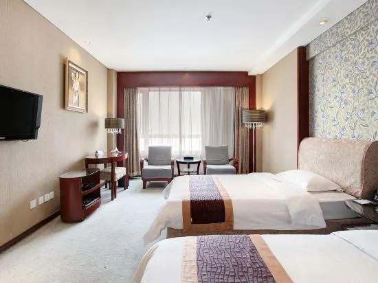 Heizee Hotel - Image 1