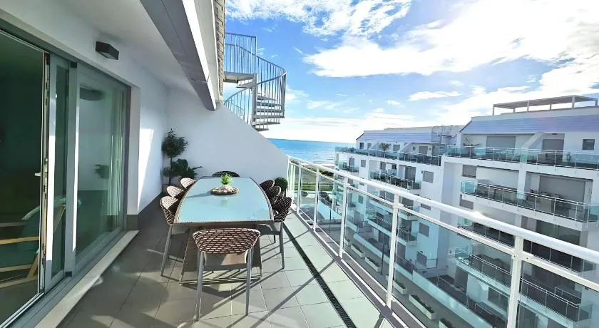 Exclusive Penthouse with Sea Views at Dunas Beach - Image 1