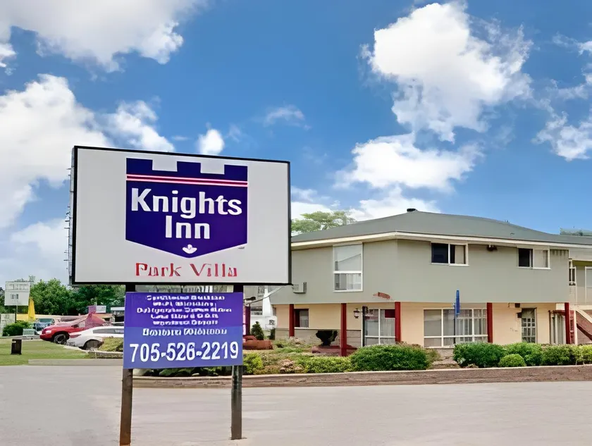 Kings Inn Midland - Image 1