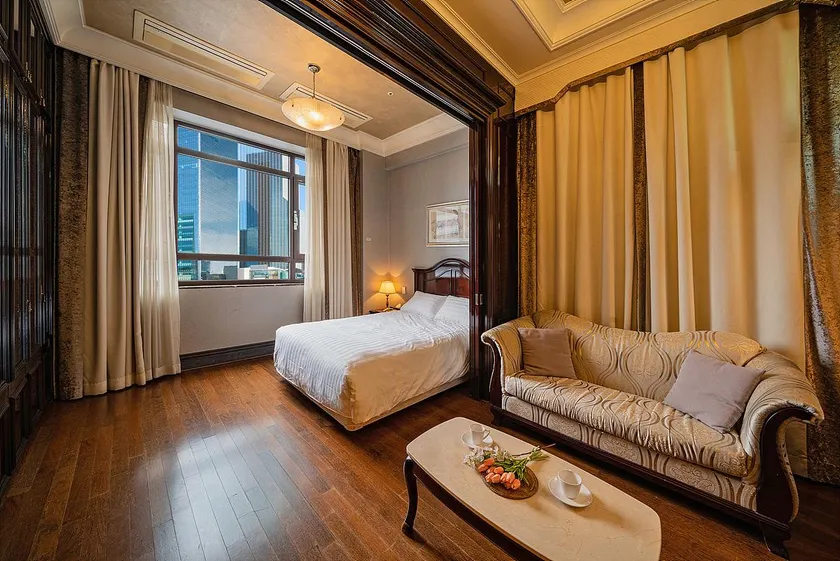 Yeoksam Artnouveau City Hotel and Residence - Image 1