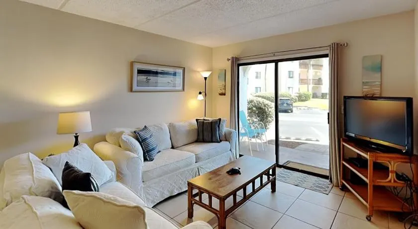 Ocean & Racquet 3107 by Distinctive Beach Rentals - Image 1