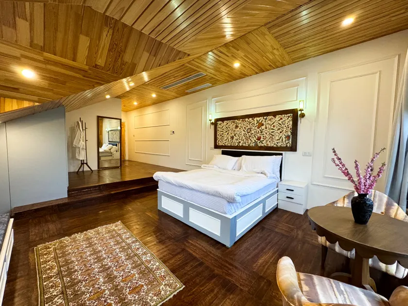 Tree of Life Lakeside Cottage, Srinagar - Image 1