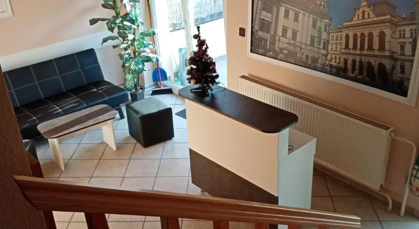 TÖRÖK VENDÉGHÁZ - Image 1