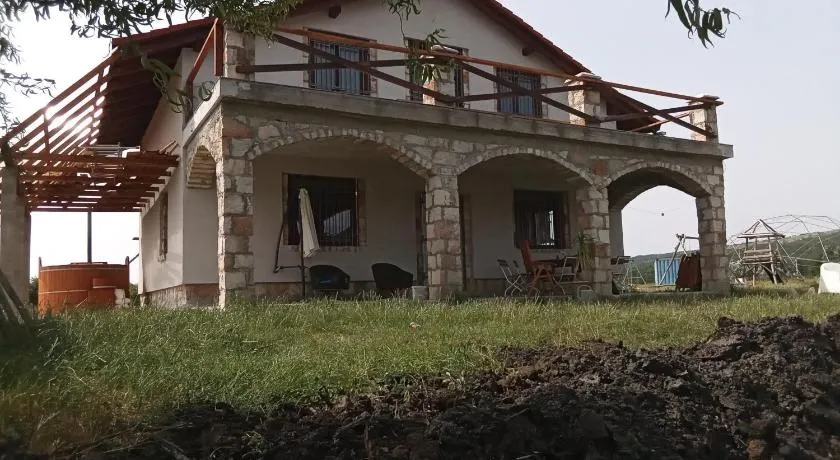 Alsoveto Apartment - Image 1
