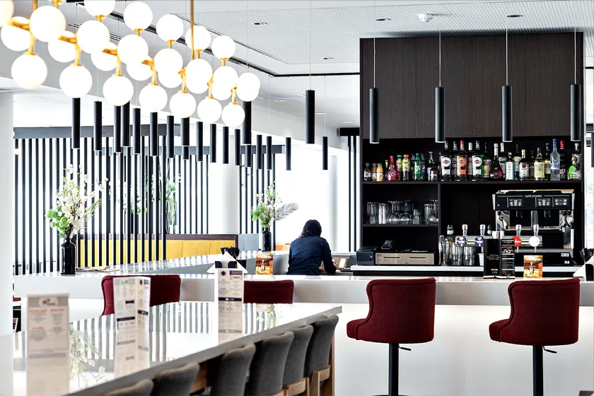 OSKO Hôtel Toulouse Aéroport - Image 1