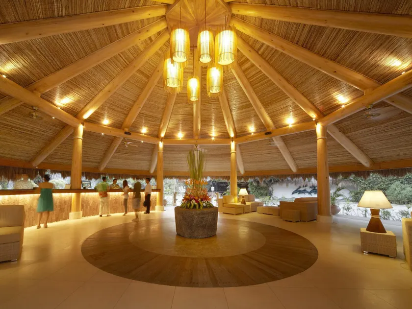 Bluewater Maribago Beach Resort - Image 1