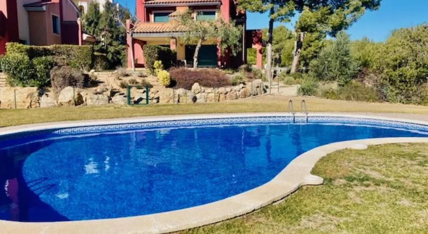 Casa exclusiva Mont-roig con piscina común, aire acondicionado, parking - ES-9-171 - Image 1