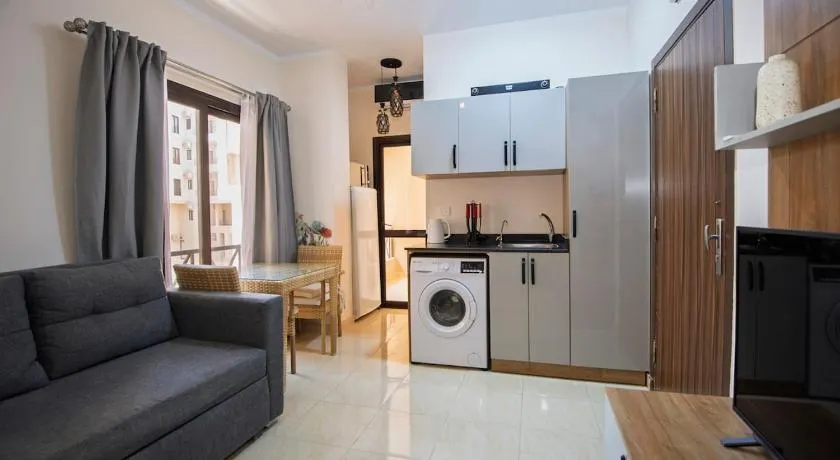 Central location Aqua Tropical Resort Al Gouna RD 401 - Image 1